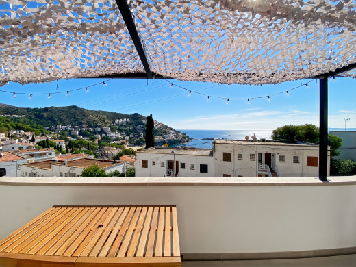 Maison neuve vue mer à Canyelles, vendue clés en main