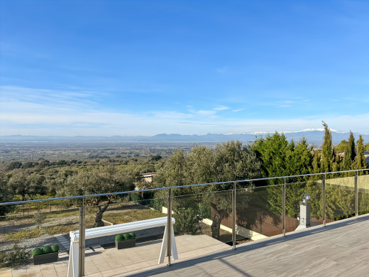 High-end house with sea and mountain views, Costa Brava