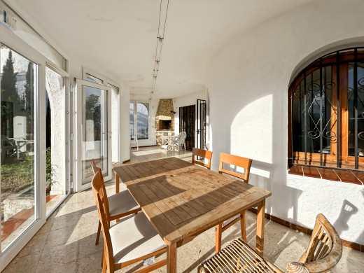House with private mooring in Empuriabrava