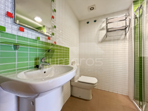 Wohnung im Zentrum von Roses mit Terrasse und Parkplatzoption