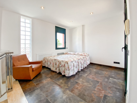Haus mit Pool und großer Garage in L'Escala