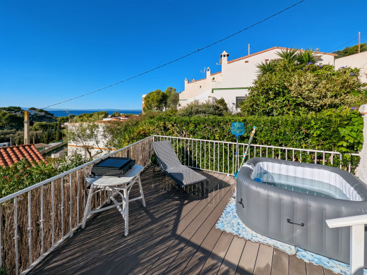 Casa con vistas al mar en venta en Almadrava