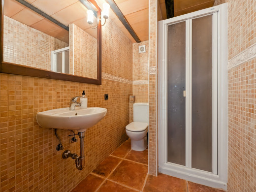 Restored house dating from 1740 in Agullana, near France