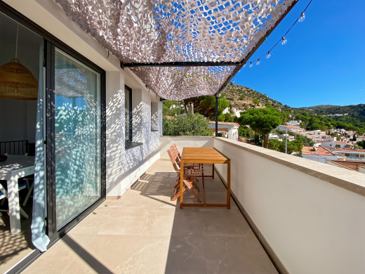 Maison neuve vue mer à Canyelles, vendue clés en main