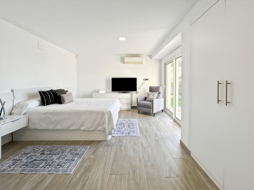 High-end house with sea and mountain views, Costa Brava