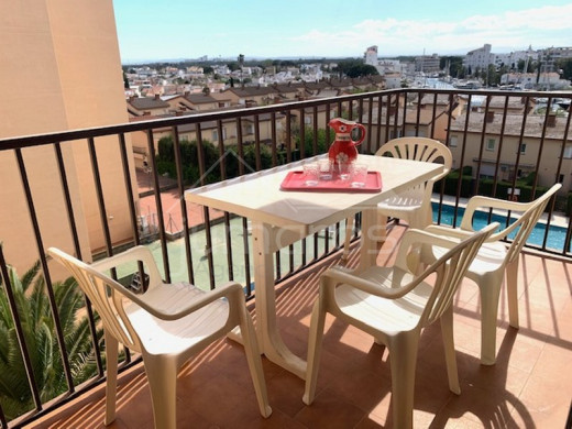 2 chambres, 60m2, piscine et parking