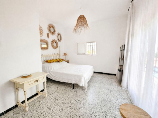 Maison avec vue mer, 6 chambres et 2 garages à Canyelles
