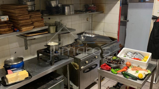 Fond commerce bar-restaurant premiere ligne mer
