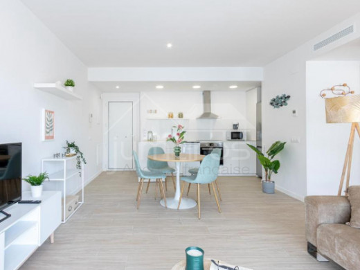Appartement NEUF : 2 chambres à 200m de la plage