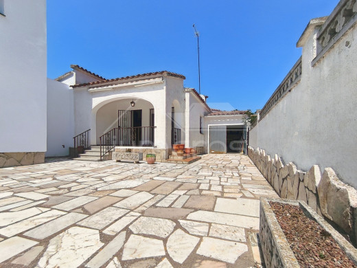 Maison avec garage en vente à Empuriabrava