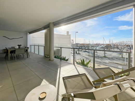 Apartamento doble de lujo frente al puerto de Roses