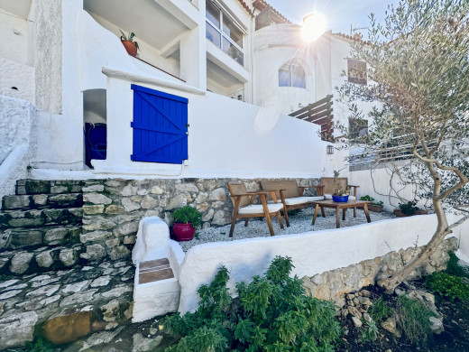 Haus mit Meerblick und touristischer Lizenz im mediterranen Stil in L'Escala