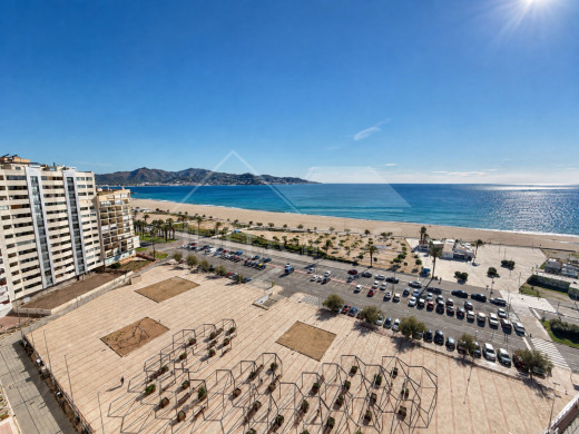 Appartement avec licence touristique en première ligne de mer