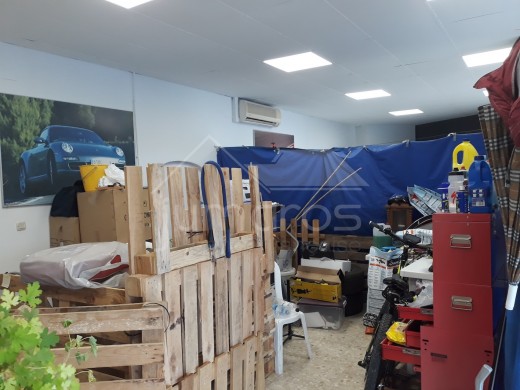 Local de 72m2 en Roses