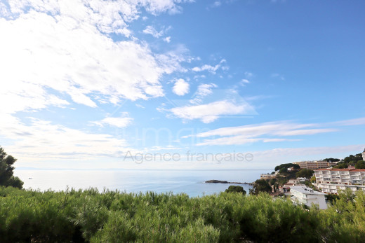 Appartement vue mer à pied de la plage d'Almadrava