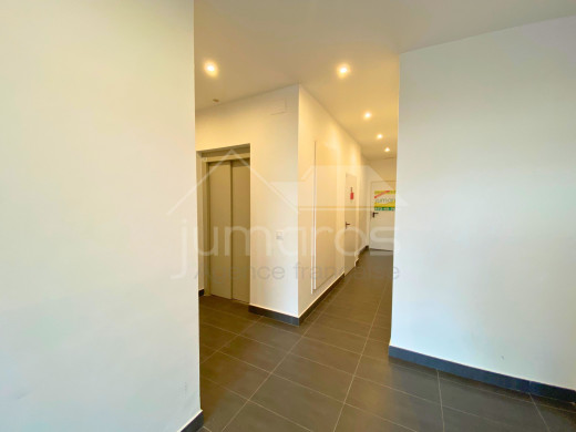 Appartement moderne et meublé à Empuriabrava