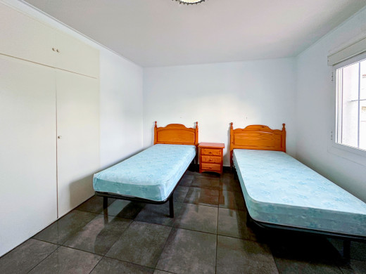 Charmante maison de plain-pied avec piscine à Empuriabrava