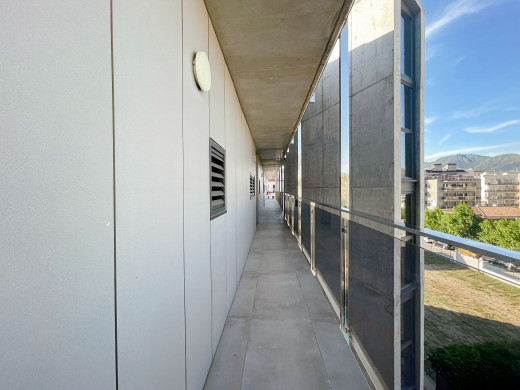 Appartement de standing avec terrasse et parking à 200m de la plage à Roses