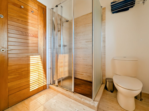 Maison de luxe à l'Escala avec grand jardin, piscine et garage