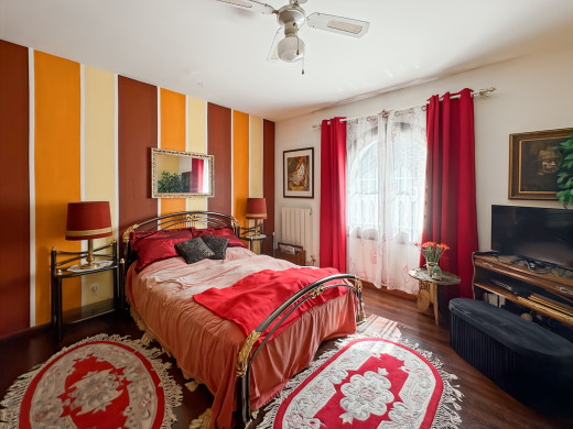 Villa with private mooring and boat garage in Empuriabrava