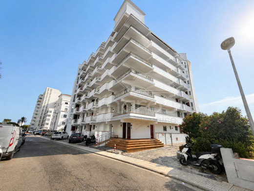 Appartement 3 chambres à 50m de plage avec vue canal et mer à Roses