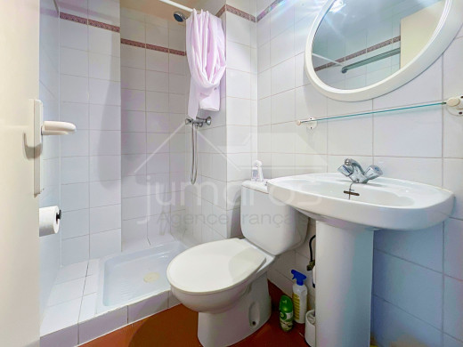 Appartement 2 chambres au dernier étage avec piscine
