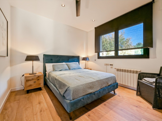 Maison de luxe à l'Escala avec grand jardin, piscine et garage