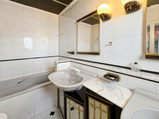 Villa with private mooring and boat garage in Empuriabrava