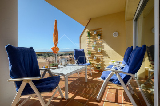 Superbe duplex avec 4 chambres, piscine, terrasse et garage