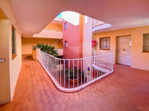 Piso con vistas al mar y parking privado en Empuriabrava