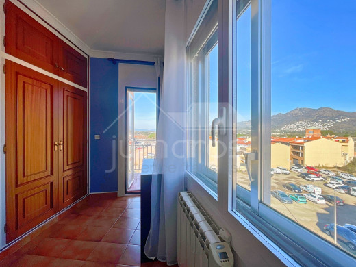 Grand appartement au centre de Roses