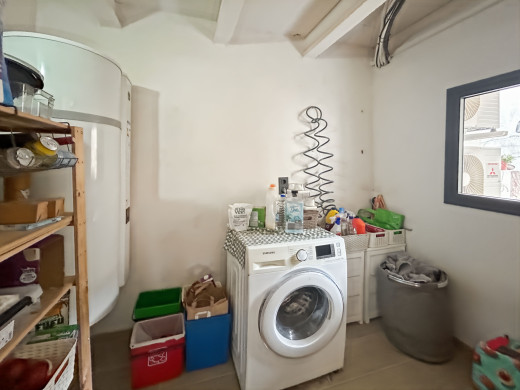 Apartamento dúplex con terraza y garaje en el corazón del Alt Empordà