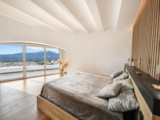 Villa excepcional con vistas panorámicas y total privacidad en Roses
