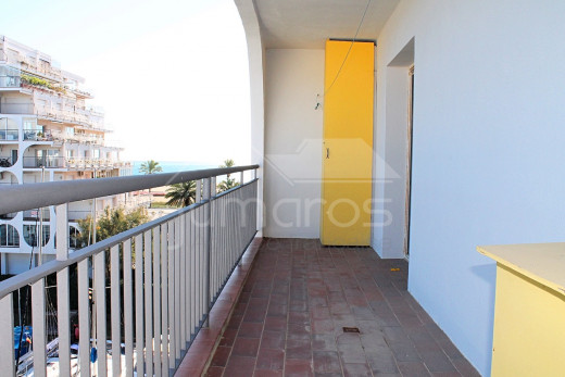 Duplex avec vue sur la mer et le canal