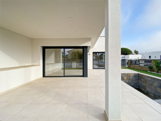 Maison à étrenner avec garage et piscine à Roses, Costa Brava
