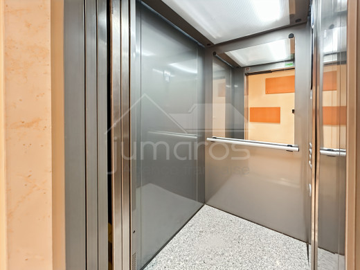 Wohnung im Zentrum von Roses mit Terrasse und Parkplatzoption