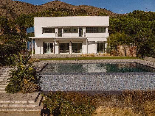 Villa de luxe en première ligne de mer à Colera
