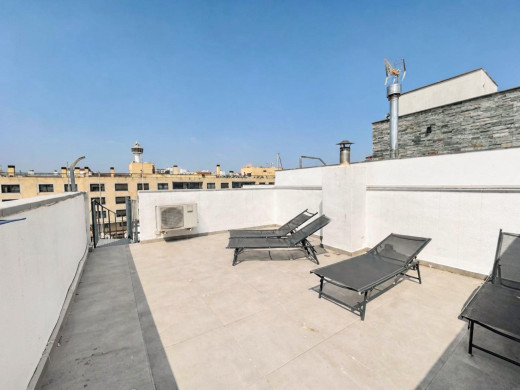 Casa con amarre privado de 12 x 4,6 m en Empuriabrava, con licencia turística