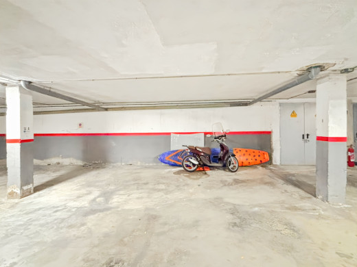 Appartment mit Meerblick und Privatparkplatz in Cadaqués, 200m vom Strand entfernt