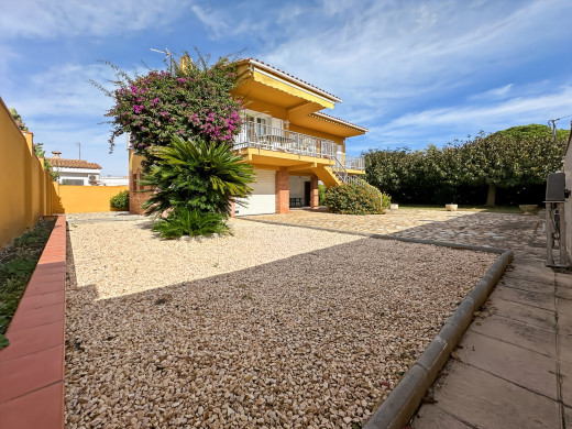 Maison avec jardin et garage à L'Escala