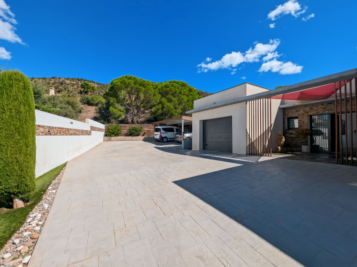 Villa de plain-pied avec vue mer, dans le meilleur quartier de l’Alt Empordà