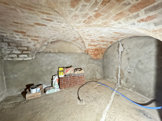 Apartamento dúplex con terraza y garaje en el corazón del Alt Empordà