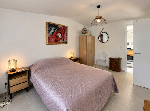 Ebenerdiges Haus mit Pool und Garten in Empuriabrava