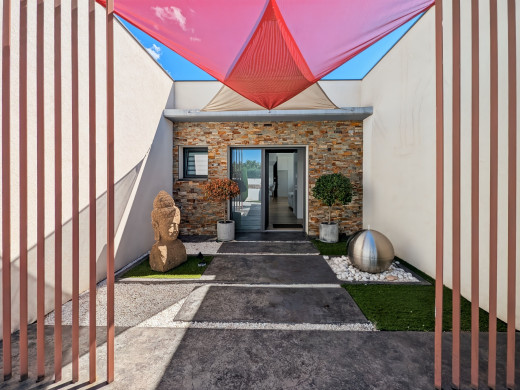 Villa de plain-pied avec vue mer, dans le meilleur quartier de l’Alt Empordà