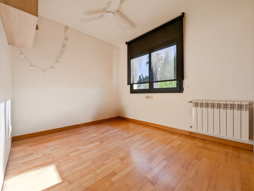 Maison de luxe à l'Escala avec grand jardin, piscine et garage