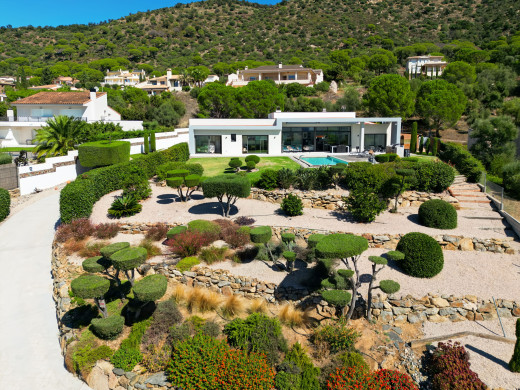 Villa de plain-pied avec vue mer, dans le meilleur quartier de l’Alt Empordà