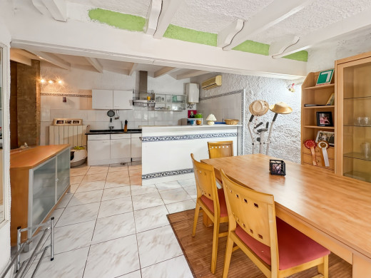Villa with private mooring and boat garage in Empuriabrava