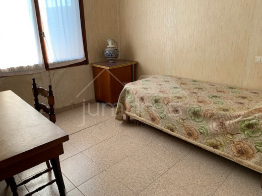 Maison avec 3 chambres plus terrain constructible