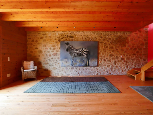 Farmhouse with outbuilding and 5000m2 of land in Catalonia