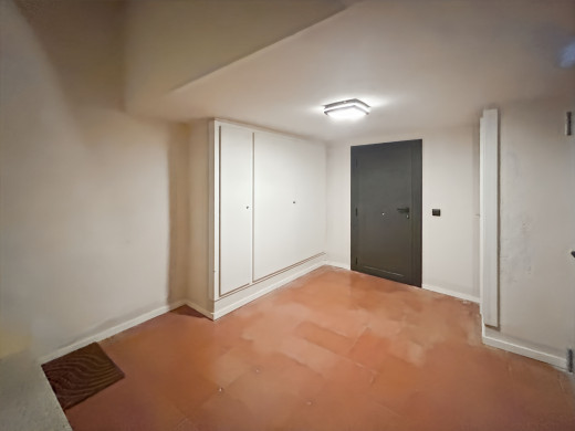 Apartamento dúplex con terraza y garaje en el corazón del Alt Empordà